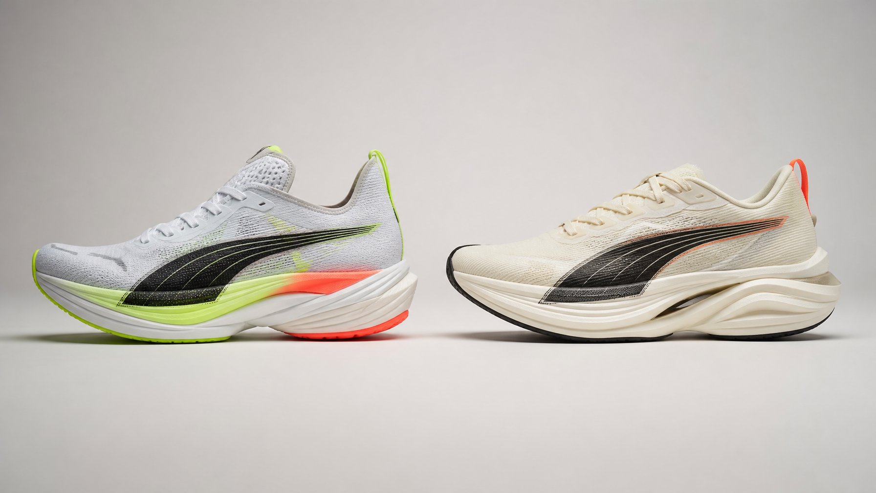Dua sepatu lari Puma Deviate NITRO 4 dan Deviate NITRO Elite 4 terbaru tahun 2026 yang ditampilkan berdampingan di atas latar belakang polos.