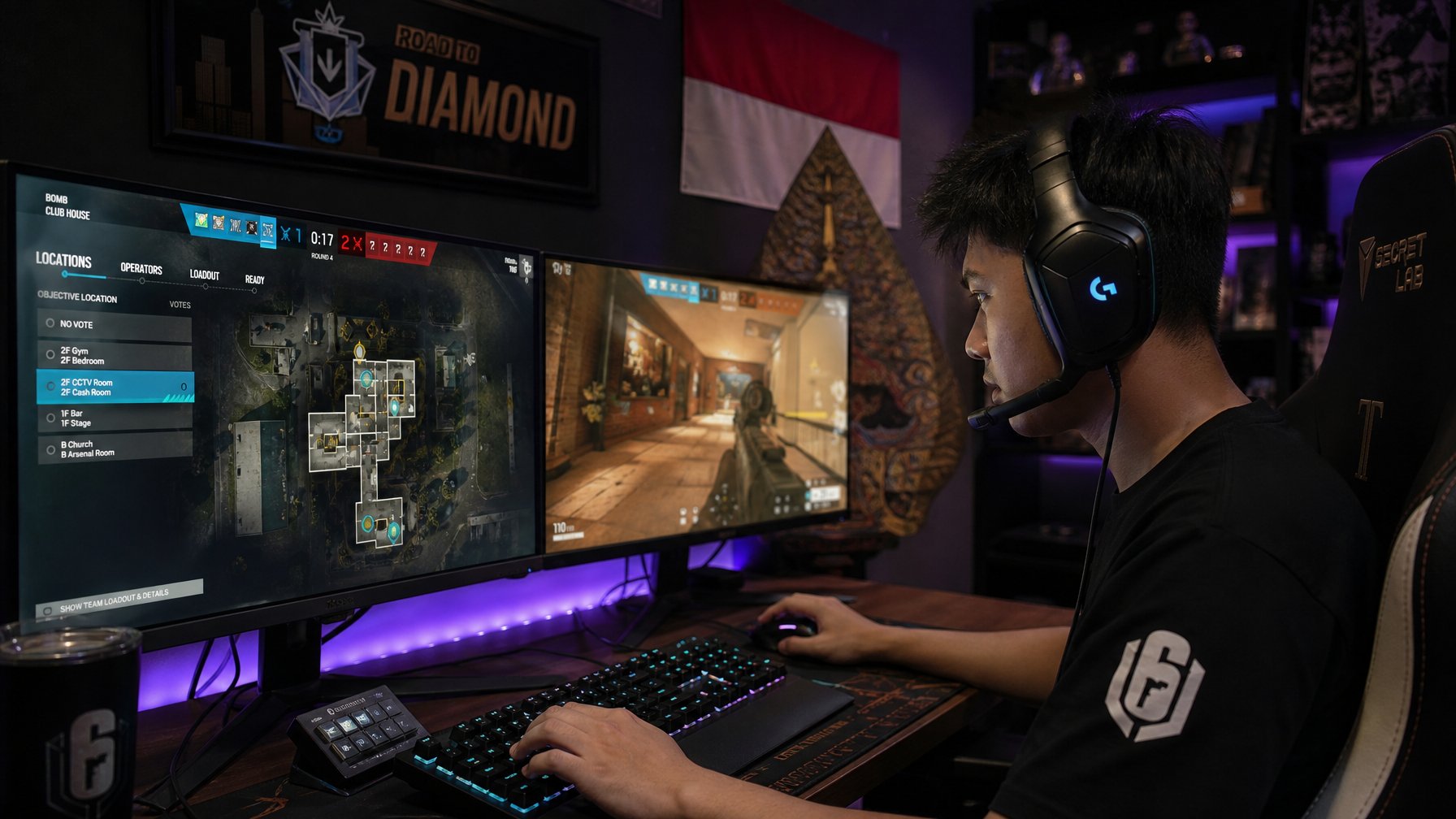 Seorang pemain game muda dari Indonesia sedang bermain game taktis di depan komputer dengan dua layar, fokus pada pertandingan solo menuju peringkat Diamond.